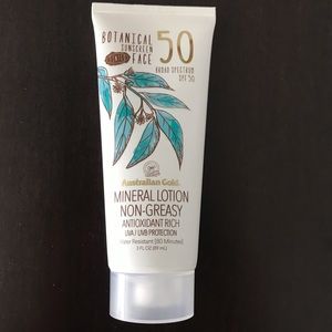 NWOT Australian Gold Botanical SPF 50 Tinted Face Mineral Lotion sunscreen.